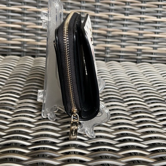 disney x kate spade new york other minnie mouse zip around wallet - Picture 9 of 16